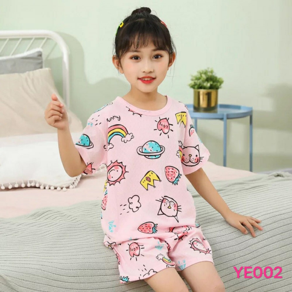 Child's Pajamas YE 002 Size 120-130  