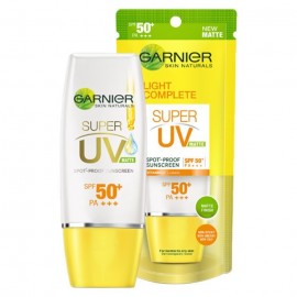 Garnier Light Complete Super UV Matte Sunscreen 30ml