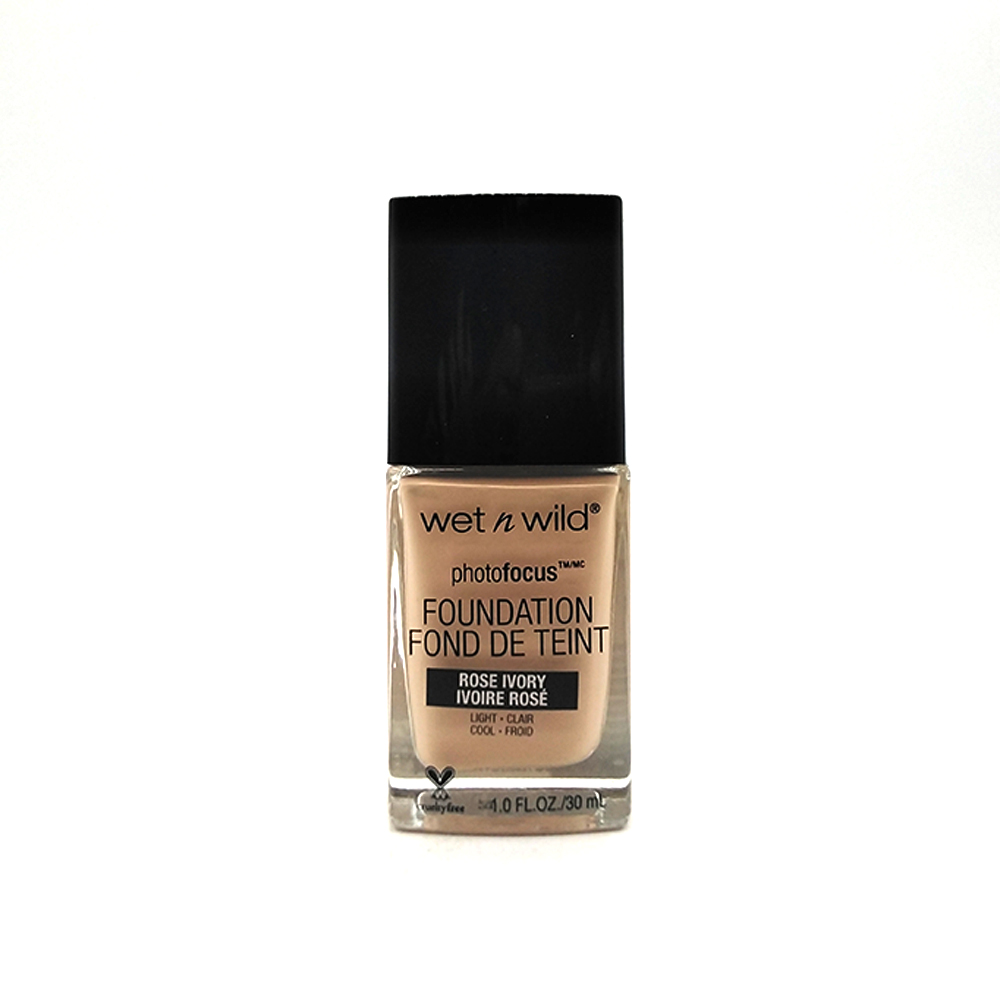 Wet N Wild Photofocus Liquid Foundation 30ml (Rose Ivory)